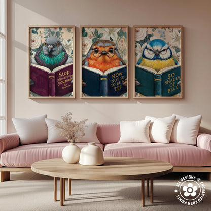 Funny Robin Reading Book Art – Quirky Bird Lover Wall Decor